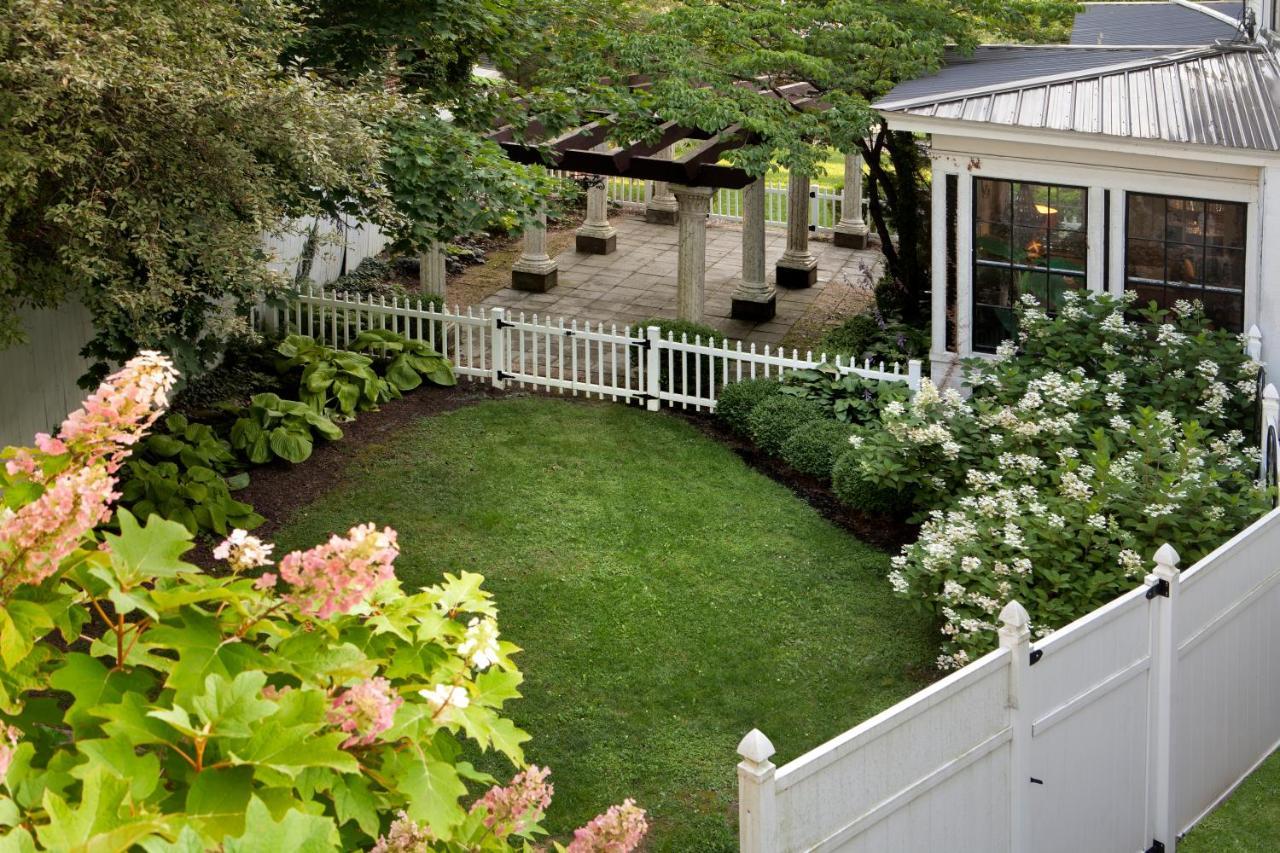 Bluefield Inn, A Select Registry Propery Buitenkant foto